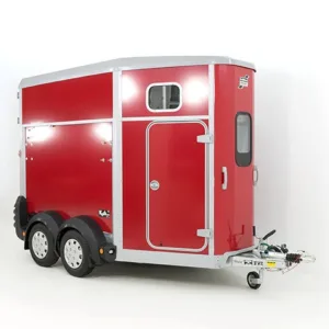 Ifor Williams Pferdeanhänger HB506|Sattelkammer|rot